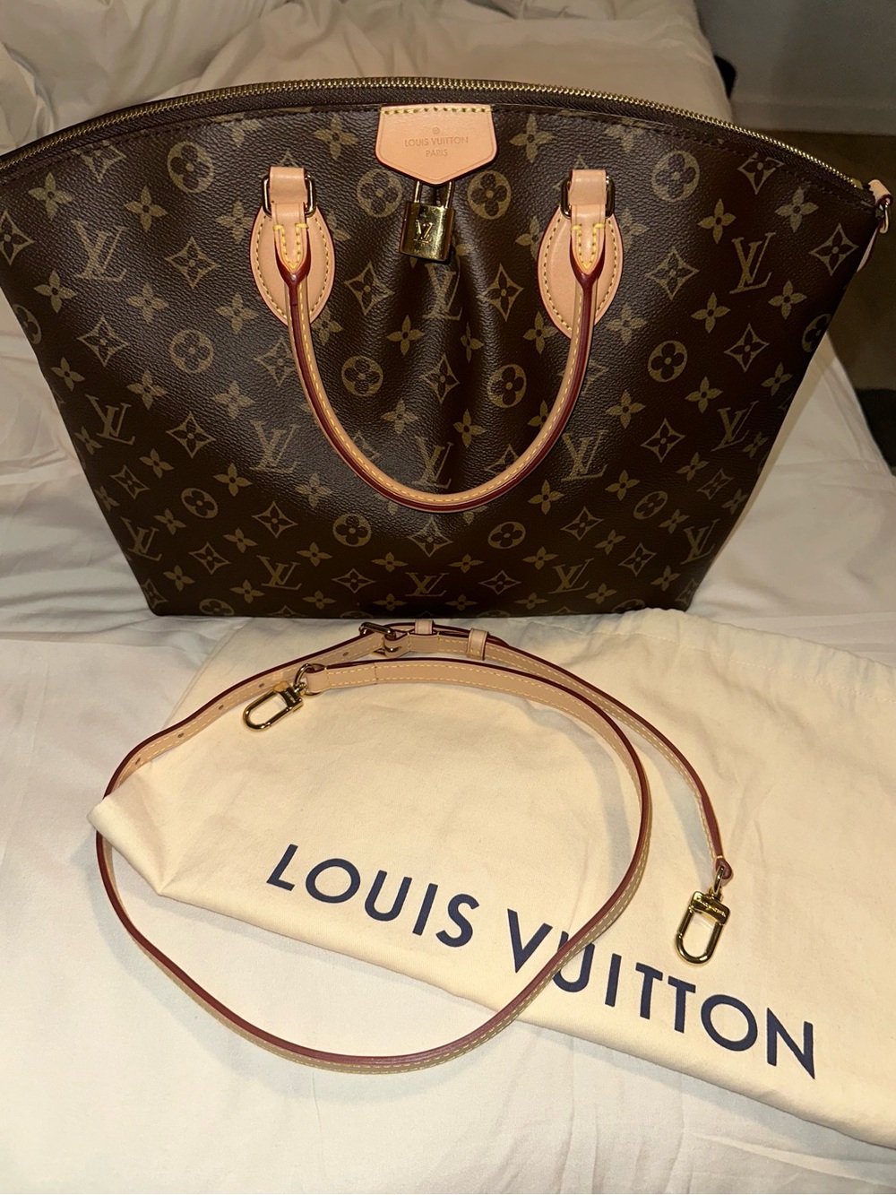 NEW 100% Louis Vuitton Boetie MM Bag